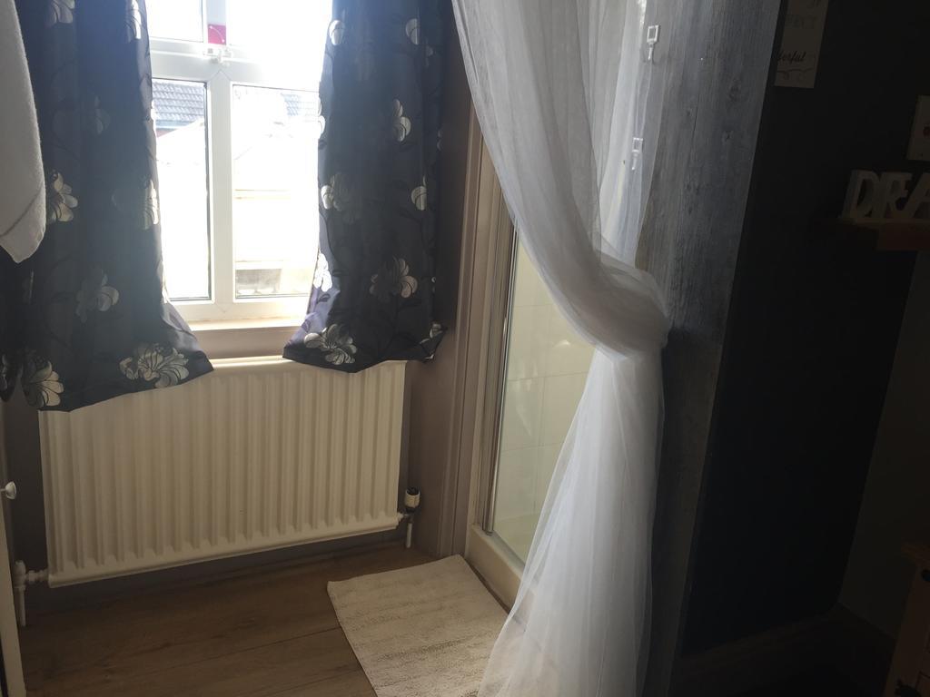 Dimple Well Lodge Hotel Wakefield Chambre photo