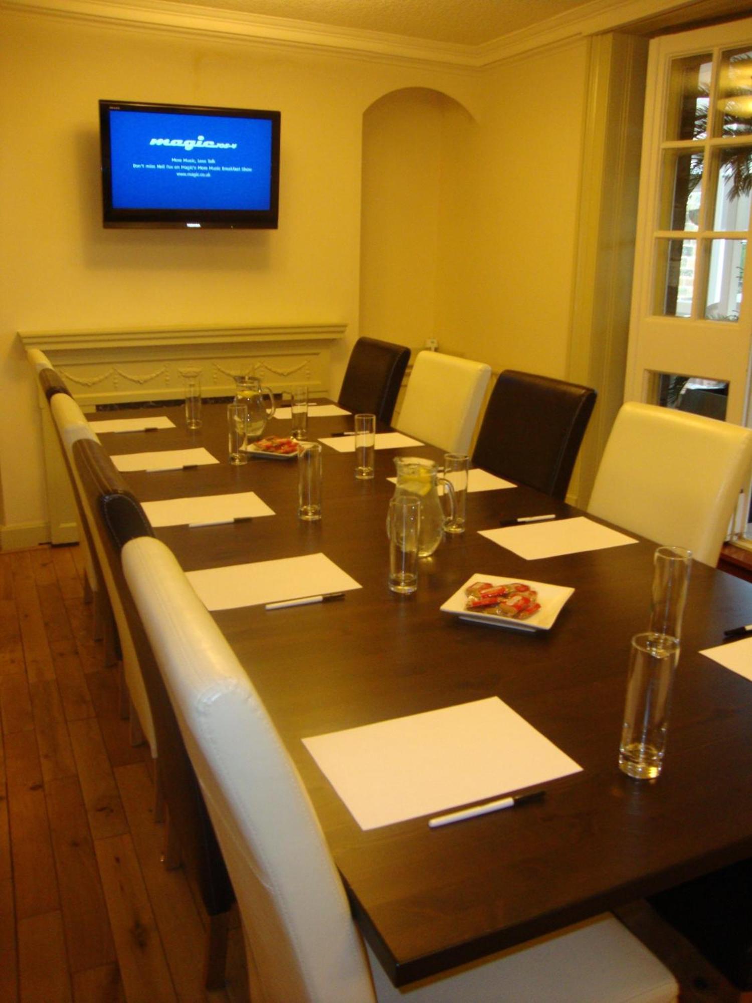 Dimple Well Lodge Hotel Wakefield Extérieur photo